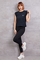 Omzu Vatkalı T-shirt / Siyah