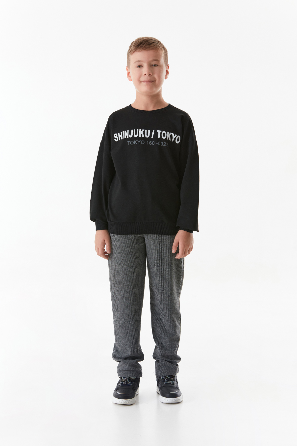 Tokyo Yazı Baskılı Bisiklet Yaka Erkek Çocuk Sweatshirt-Siyah