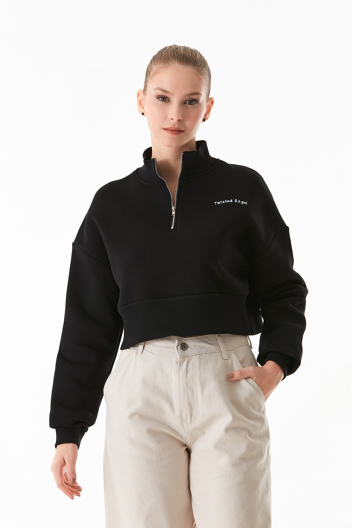 3 İplik Twisted Angel Yazı Nakışlı Yarım Fermuarlı Crop Sweatshirt