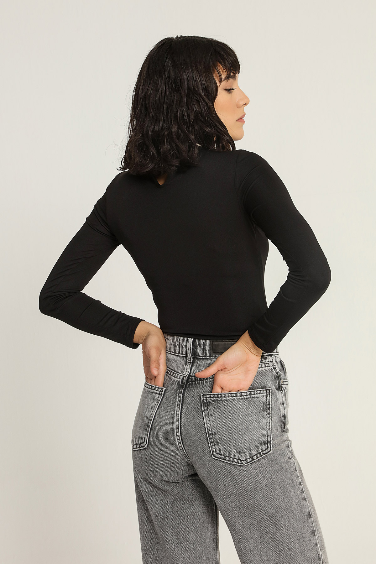 Dik Yaka Altı Çıt Çıtlı body | Açelya Okçu 