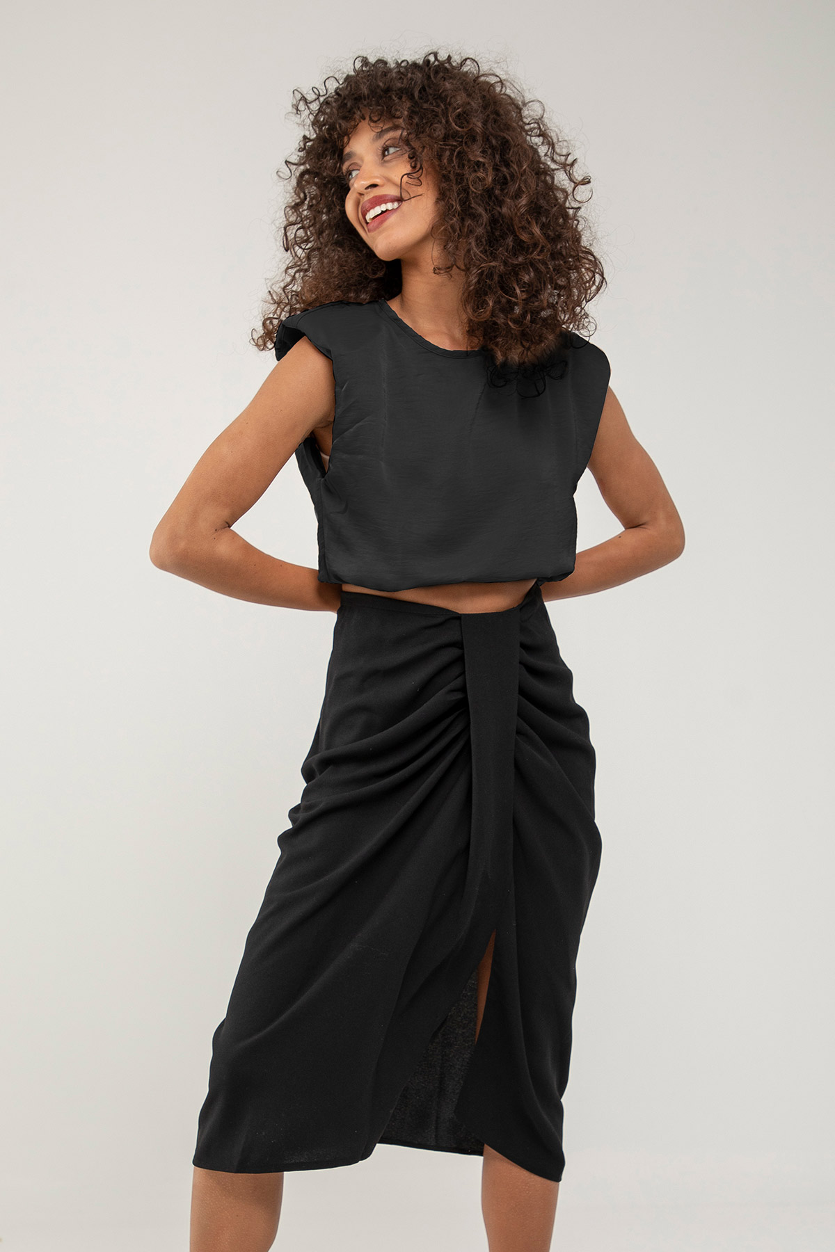 Vatkalı Saten Crop | Açelya Okçu 