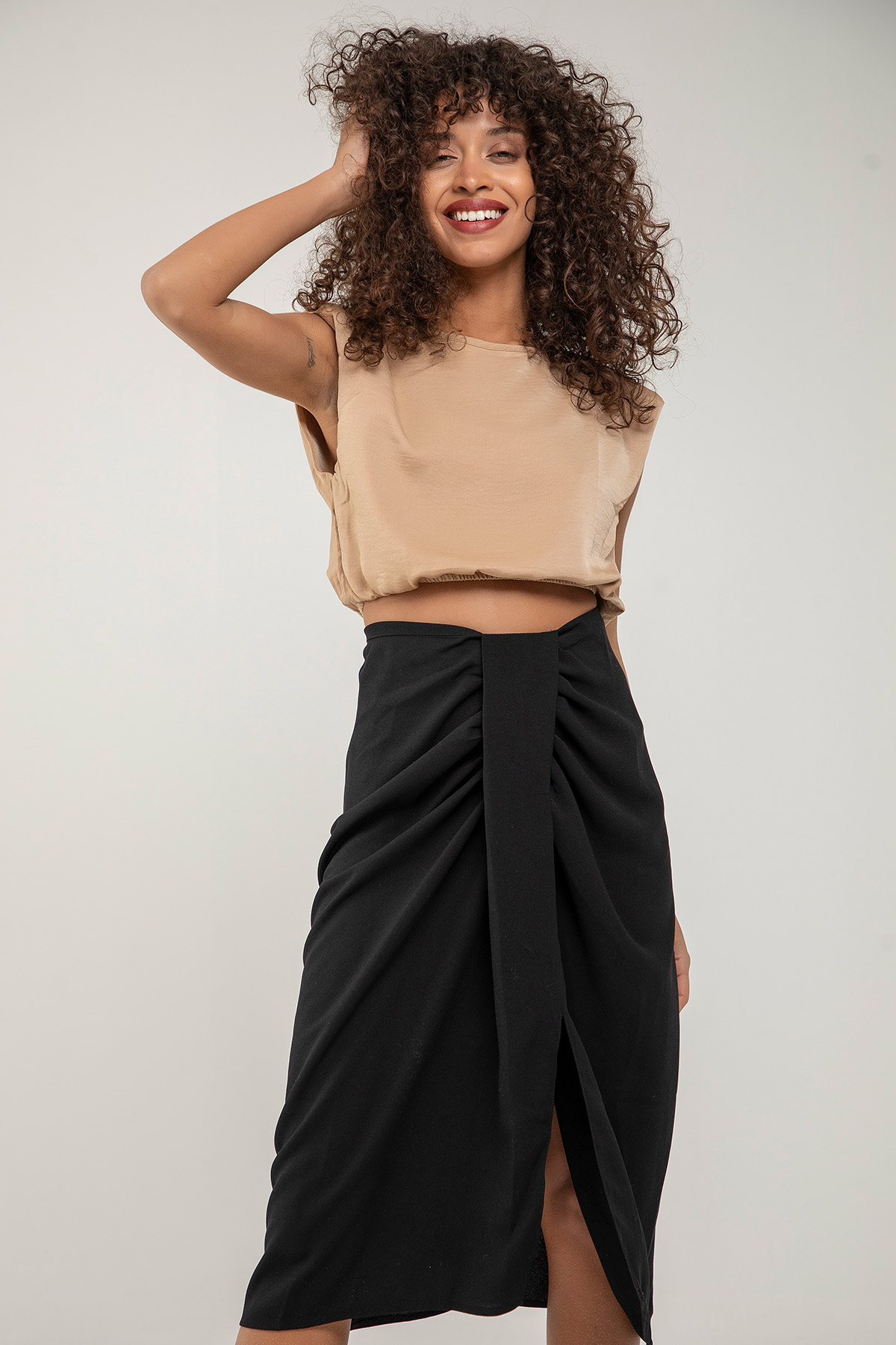 Vatkalı Saten Crop | Açelya Okçu 