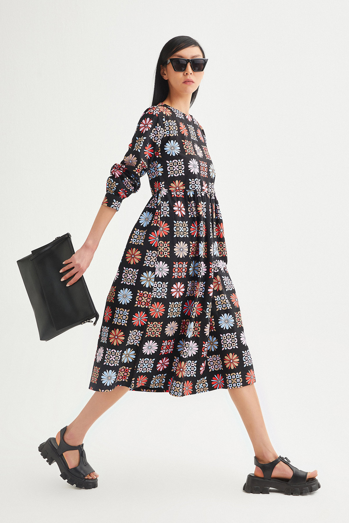 Oversize Belden Büzgülü Coton Elbise | Açelya Okçu 