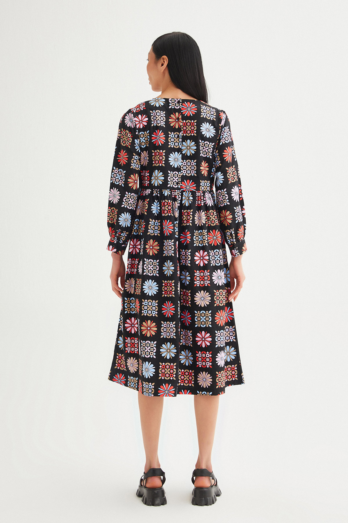 Oversize Belden Büzgülü Coton Elbise | Açelya Okçu 