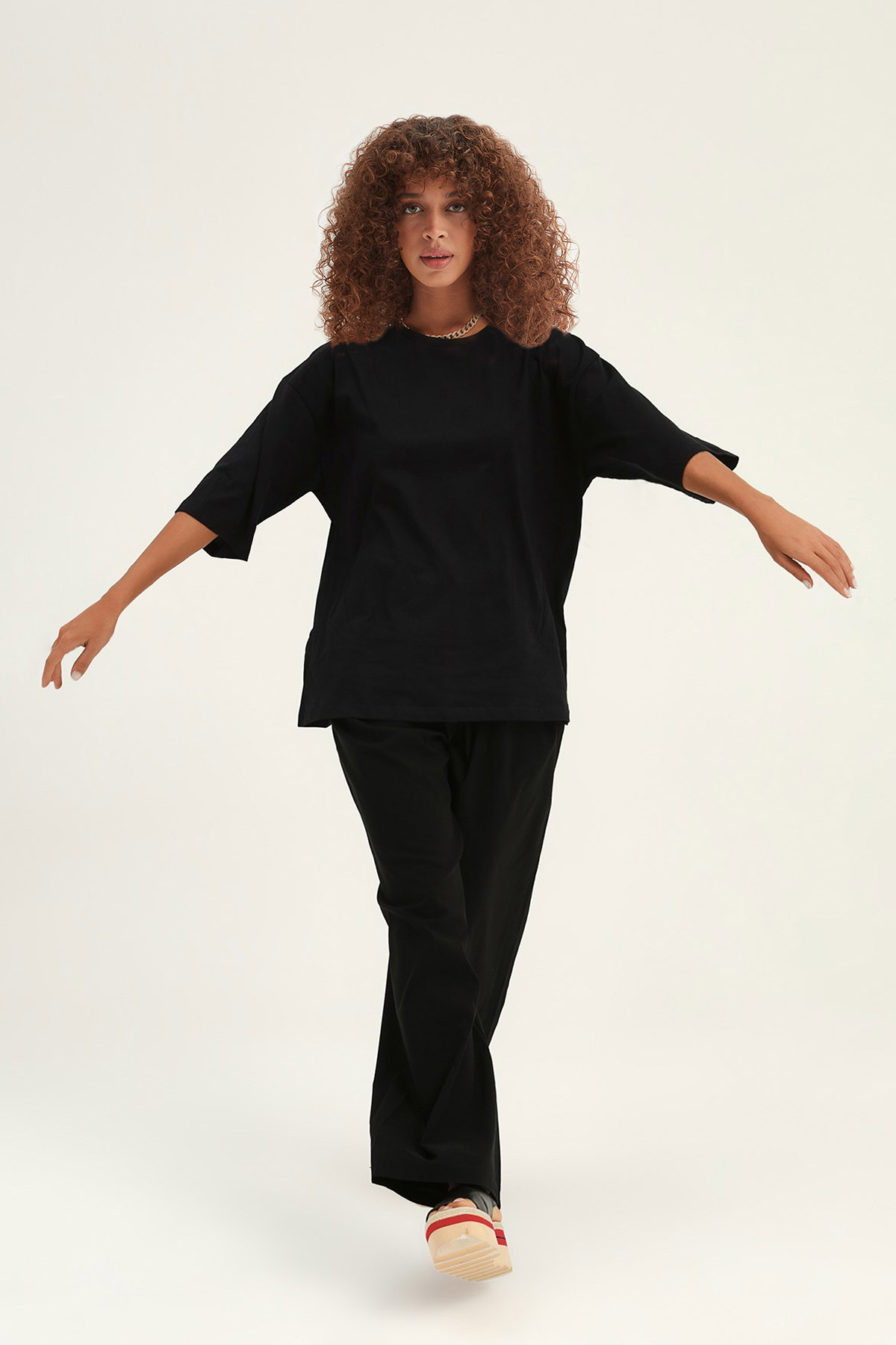 Düşük Kol Oversize Basic Tshirt | Açelya Okçu 