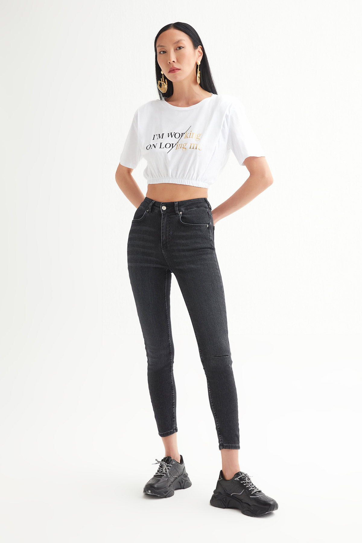 Vatkalı Sloganlı Crop Tshirt | Açelya Okçu 