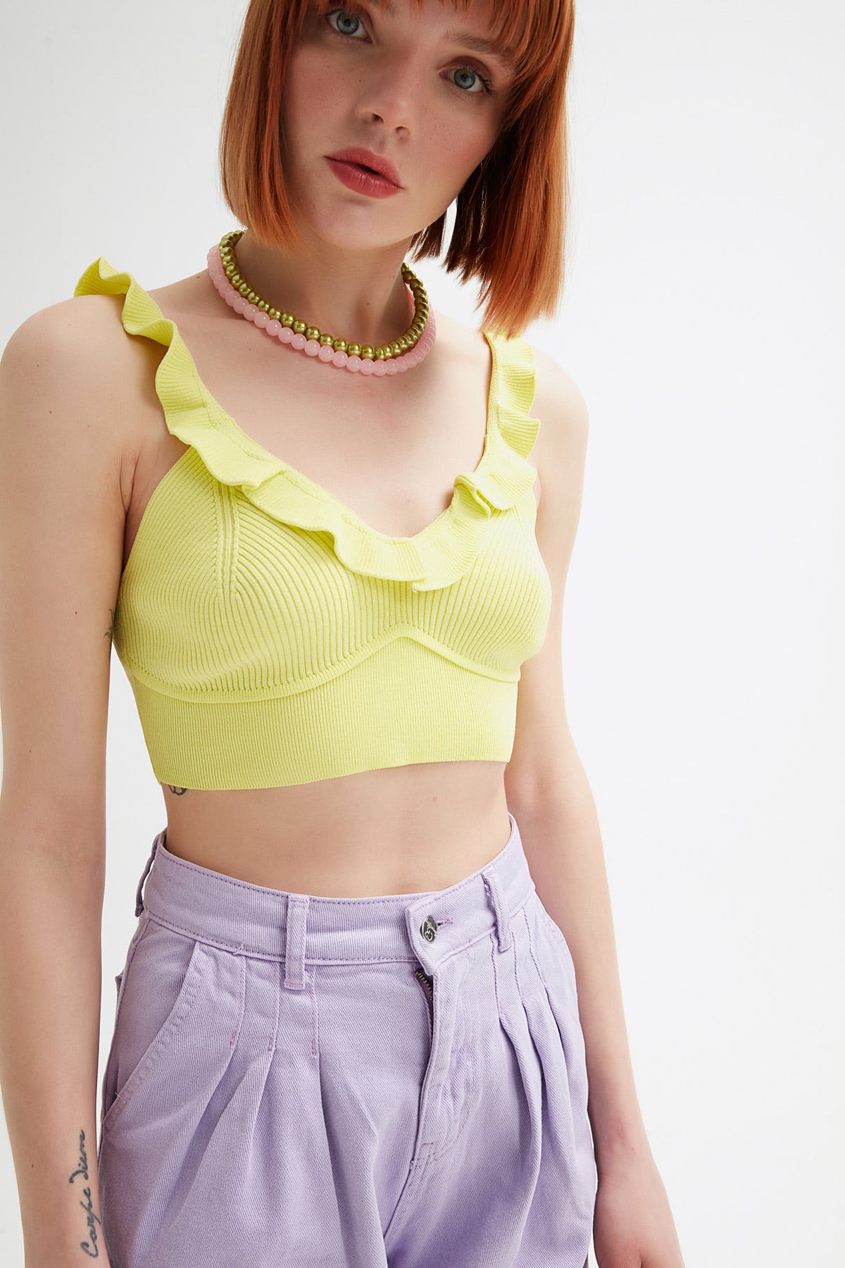 Crop Yakası Fırfırlı Büstiyer |  