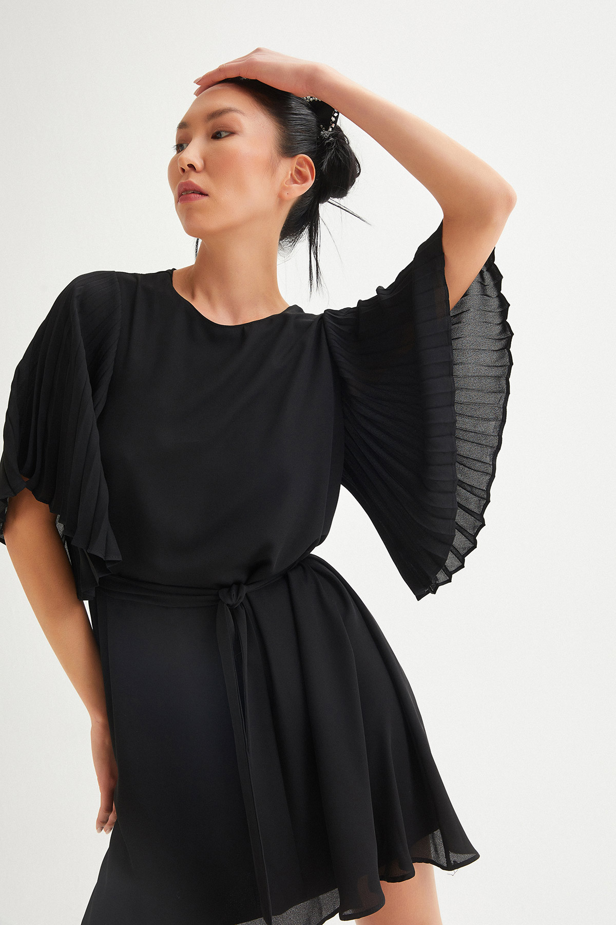 Akardiyon Kol Oversize Crep Şifon Elbise | Açelya Okçu 