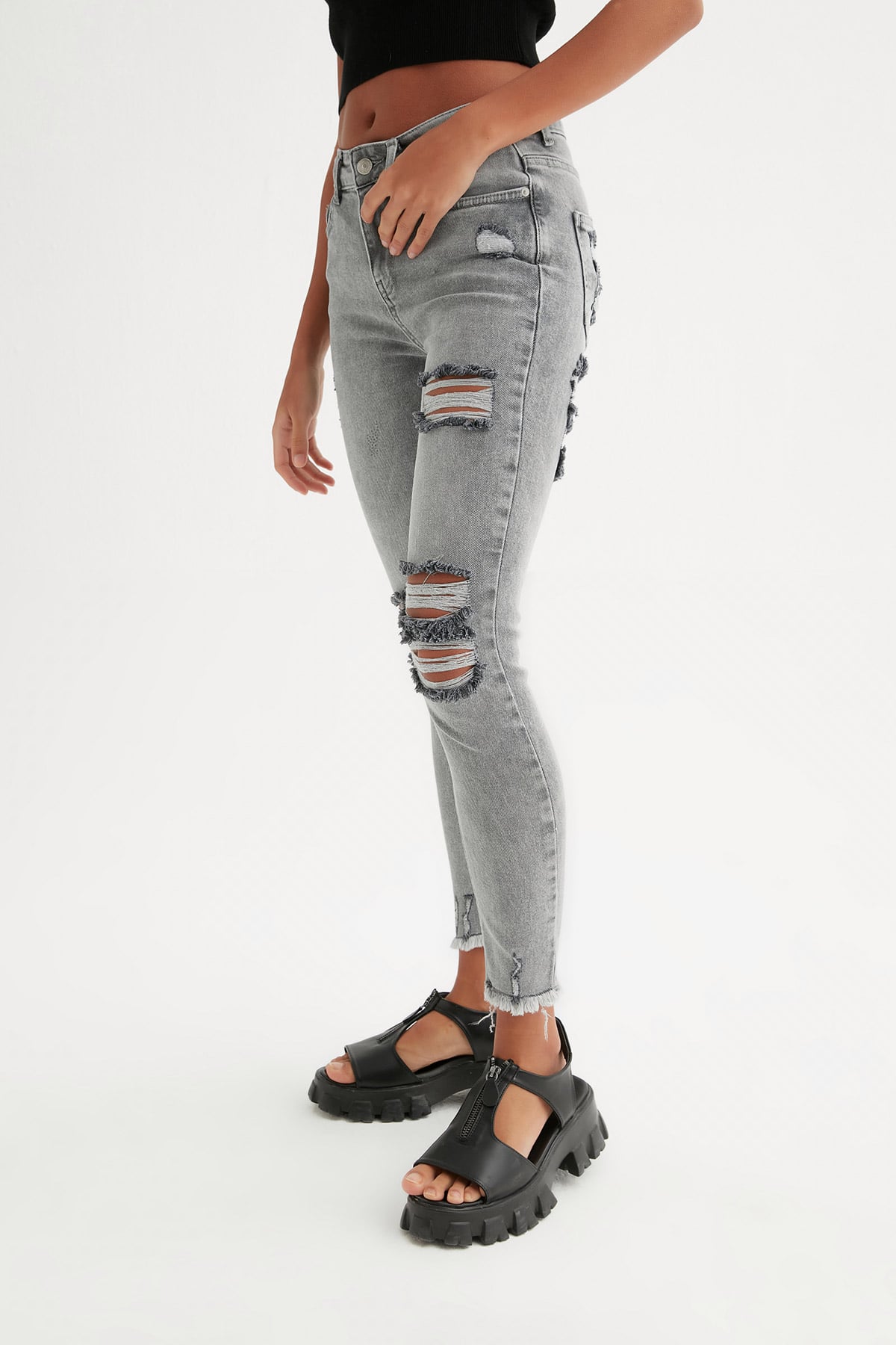 Arka Ve Ön Bacak Yırtık Skinny Jean |  