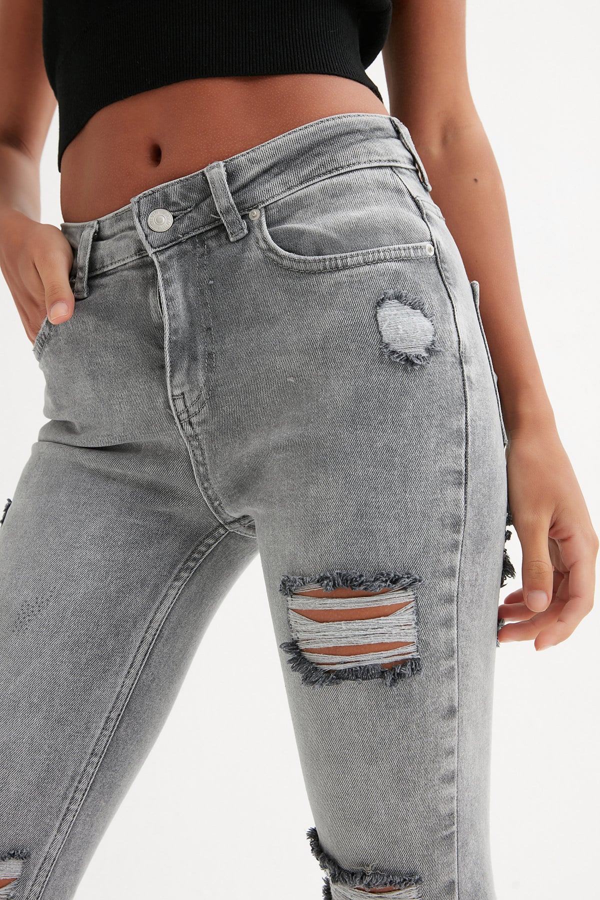 Arka Ve Ön Bacak Yırtık Skinny Jean |  