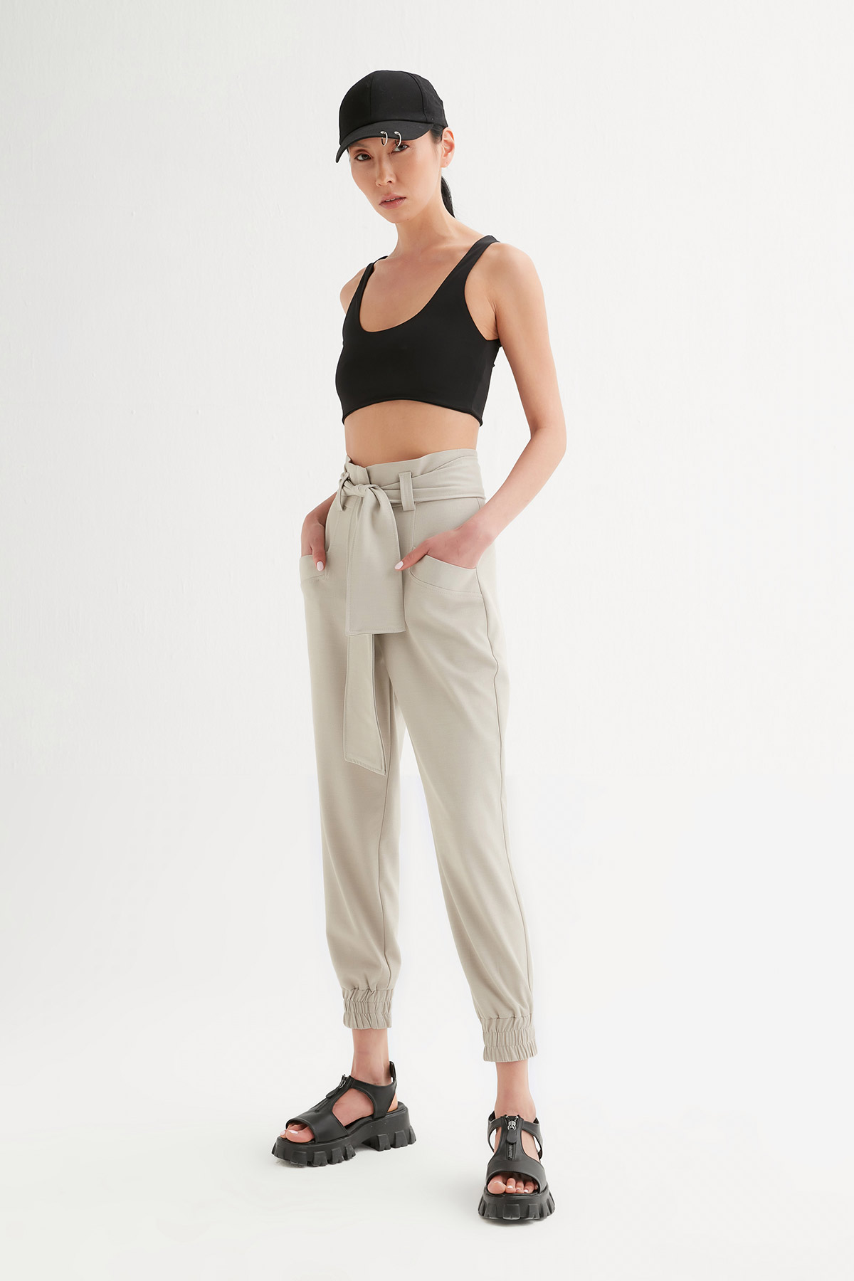 Yüksek Bel Kuşaklı Jogger Pantolon | Açelya Okçu 
