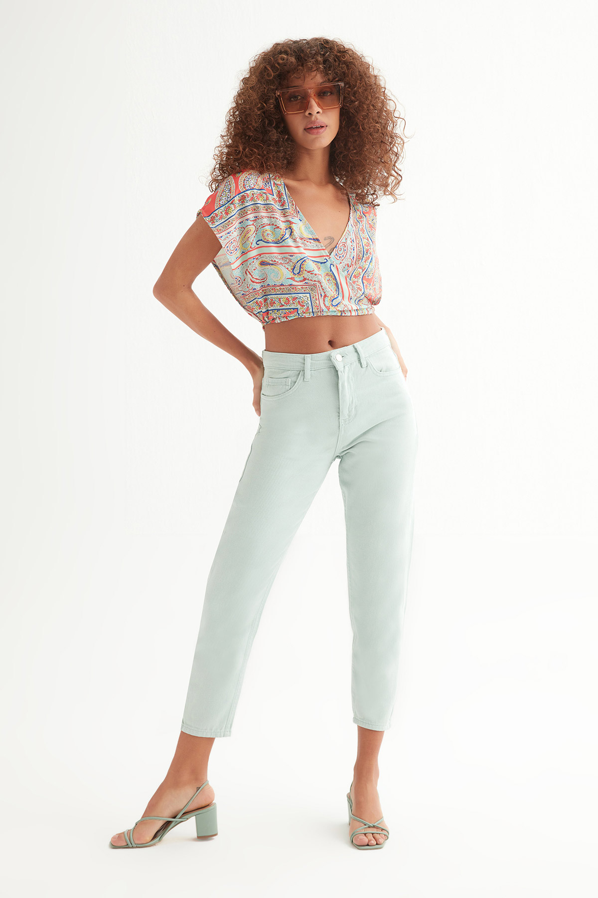 Etnik Desen Bağlamalı Crop Bluz | Açelya Okçu 