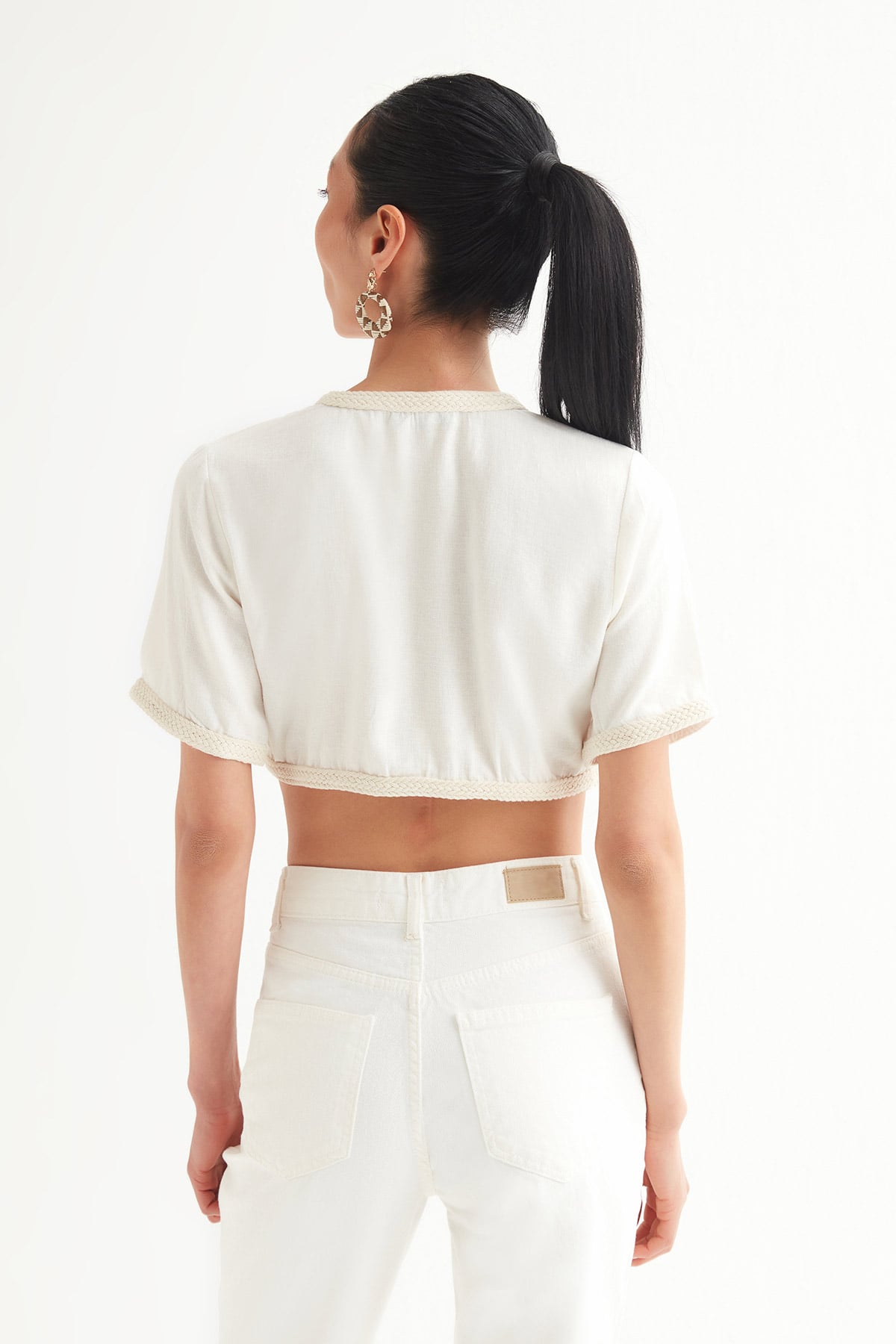 Kenarı Biyeli Crop Keten Bluz | Açelya Okçu 