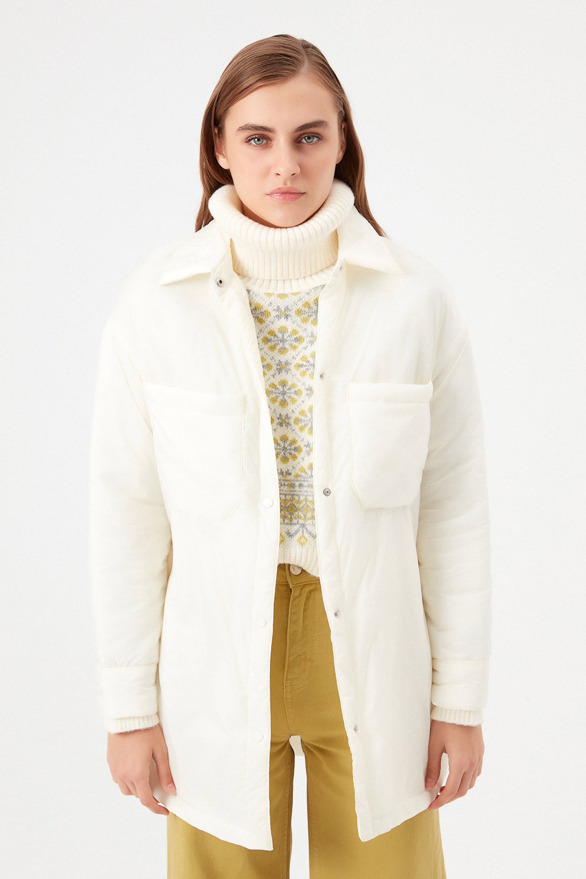 Oversize Cep Detaylı Yağmurluk | Açelya Okçu 