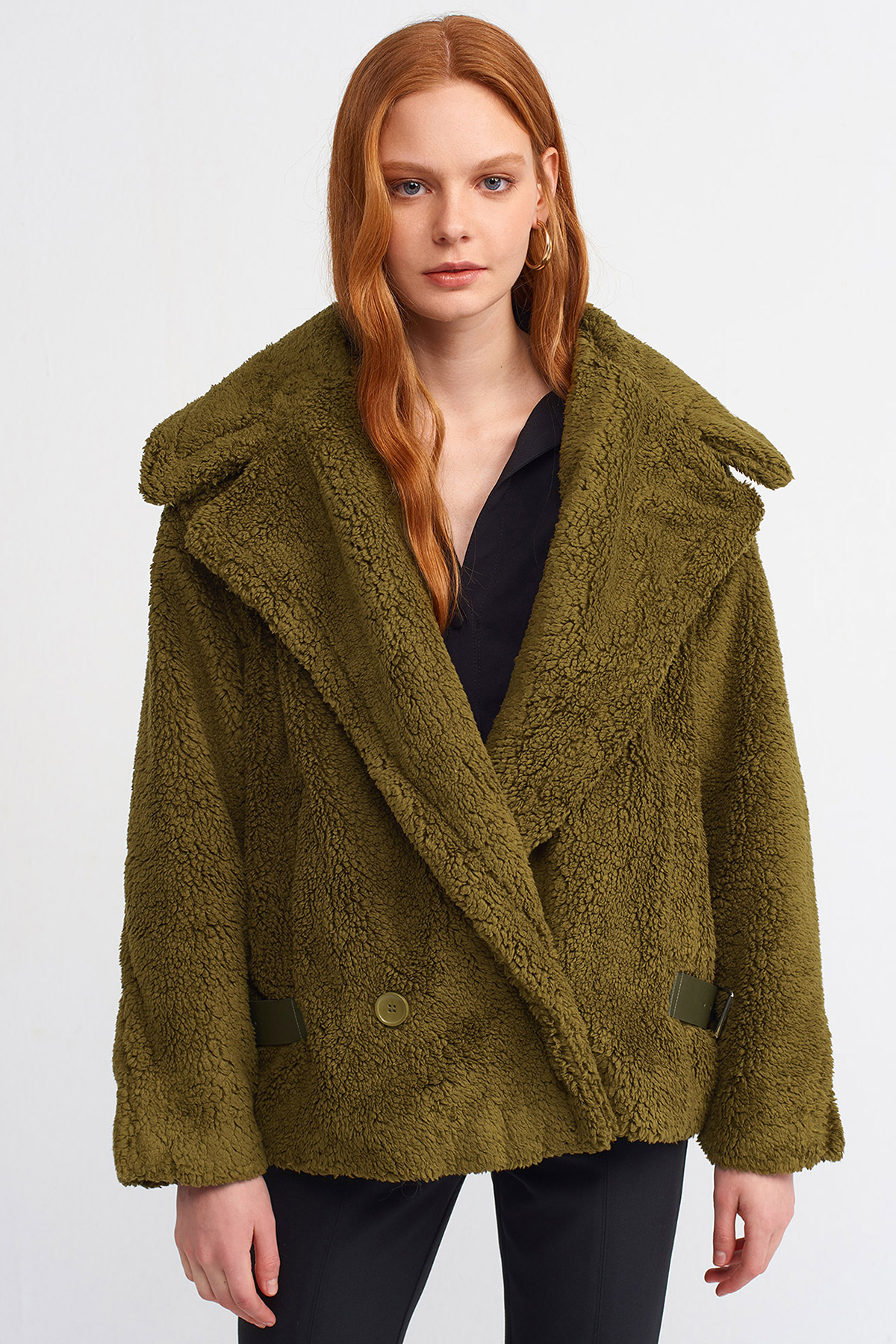 Oversize Yanları Bantlı Peluş Mont | Açelya Okçu 