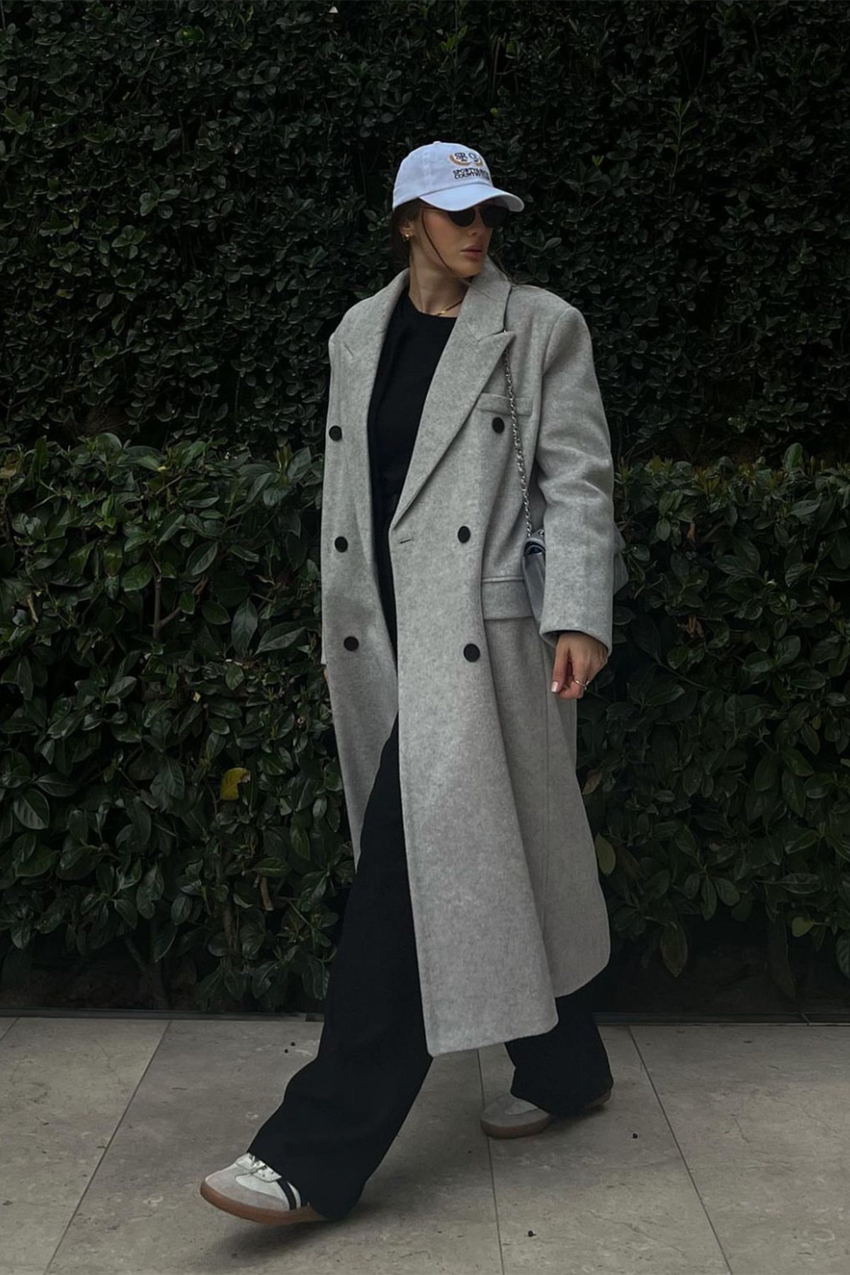 Oversize Kruvaze Premium Geniş Kesim Düğmeli Yün Kaban | Açelya Okçu 