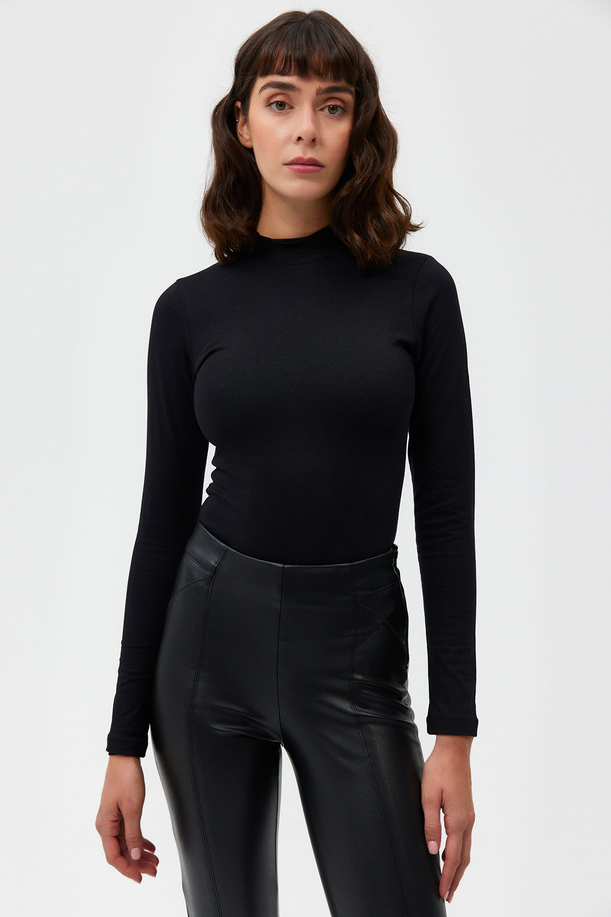 Yüksek Bel Paçası Fermuarlı Vegan Deri Skinny Pantolon | Açelya Okçu 