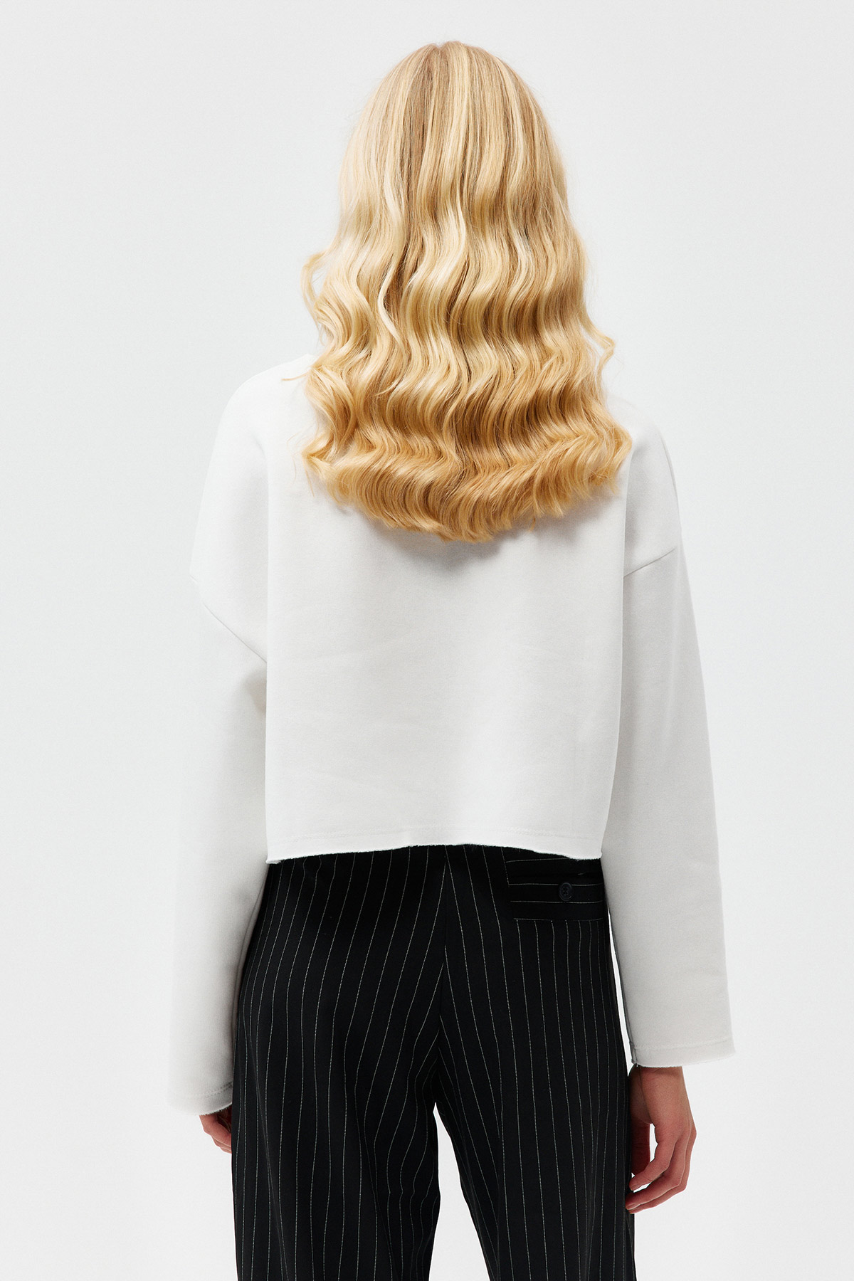 Pis Dikiş Crop Sweatshirt | Açelya Okçu 