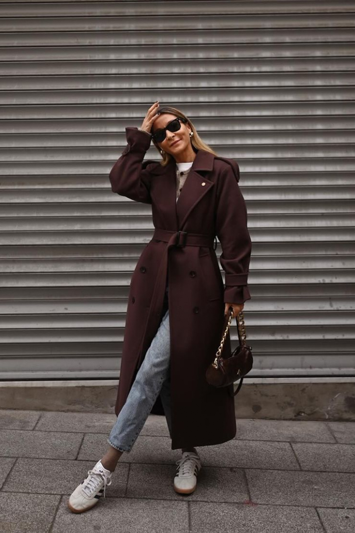 Klapalı Premium Apolet Detaylı Kruvaze Slim Fit Kadın Yün Kaban |  