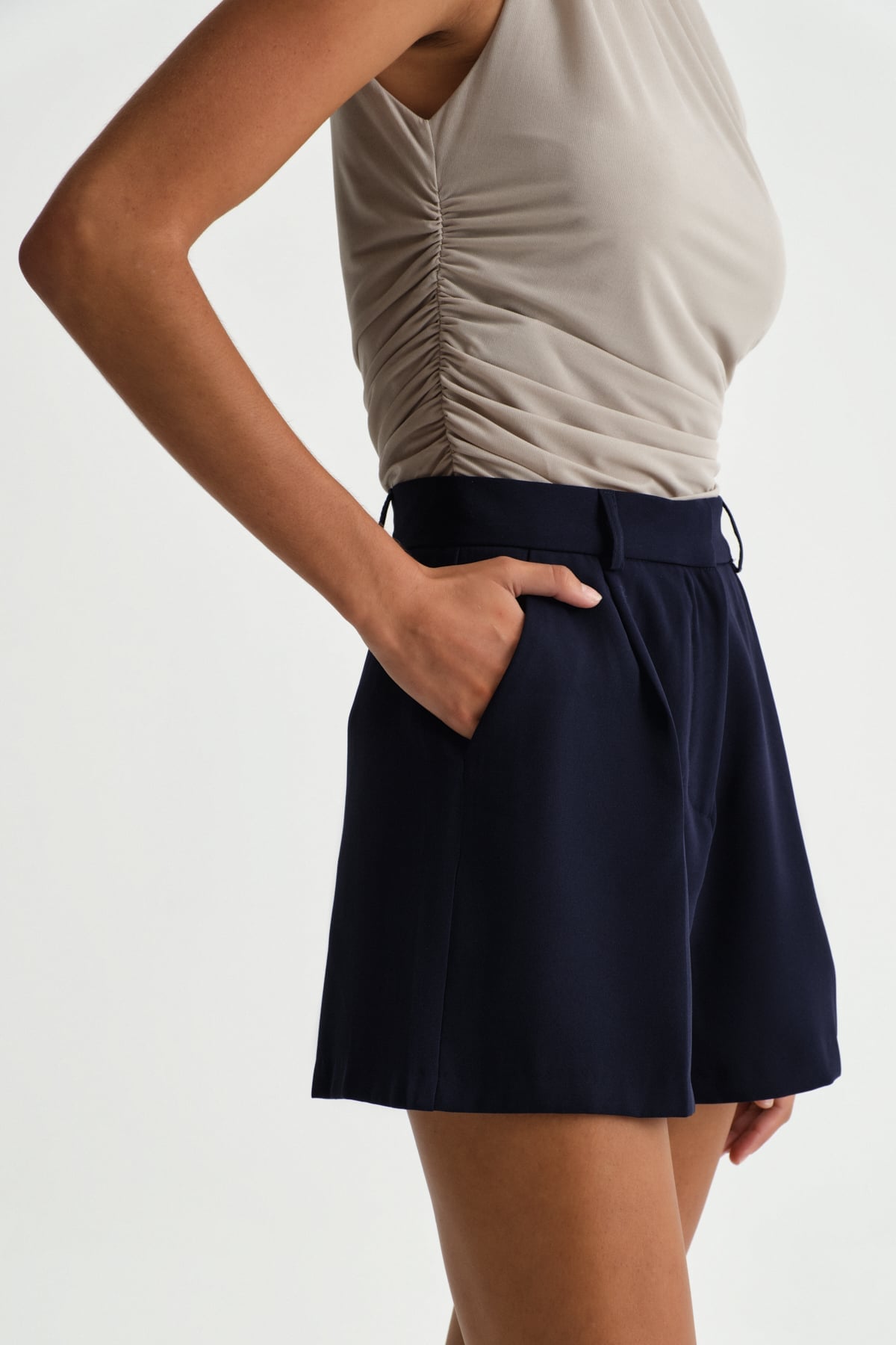 Premium Lowry Wide Leg Mini Boy Dokuma Şort | Açelya Okçu 