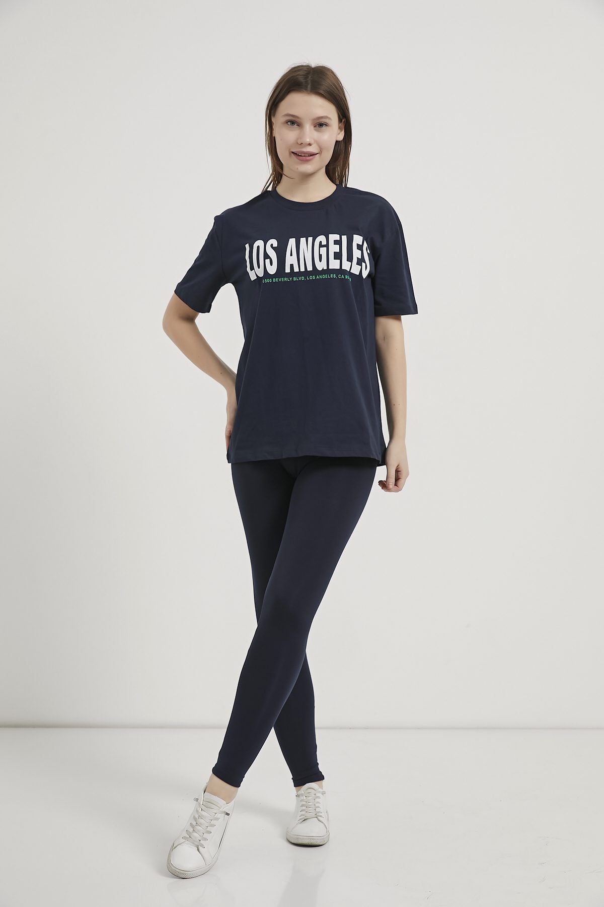 ARMALIFE 3994 YAZI BASKILI BİS YAKA KADIN T-SHIRT