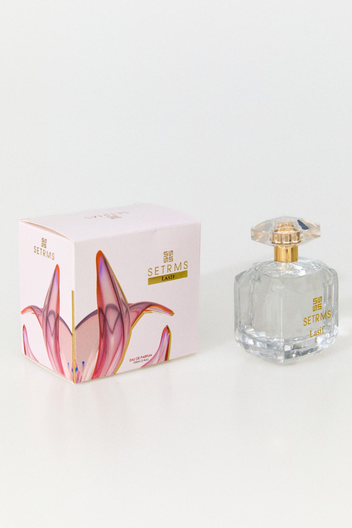 Lasif Kadın Parfüm, Tesettür Giyim