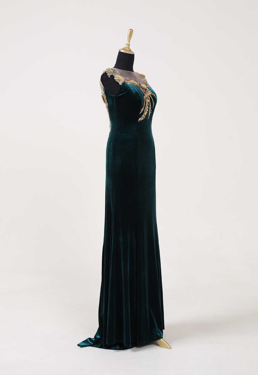 Dökümlü Kadife Abiye