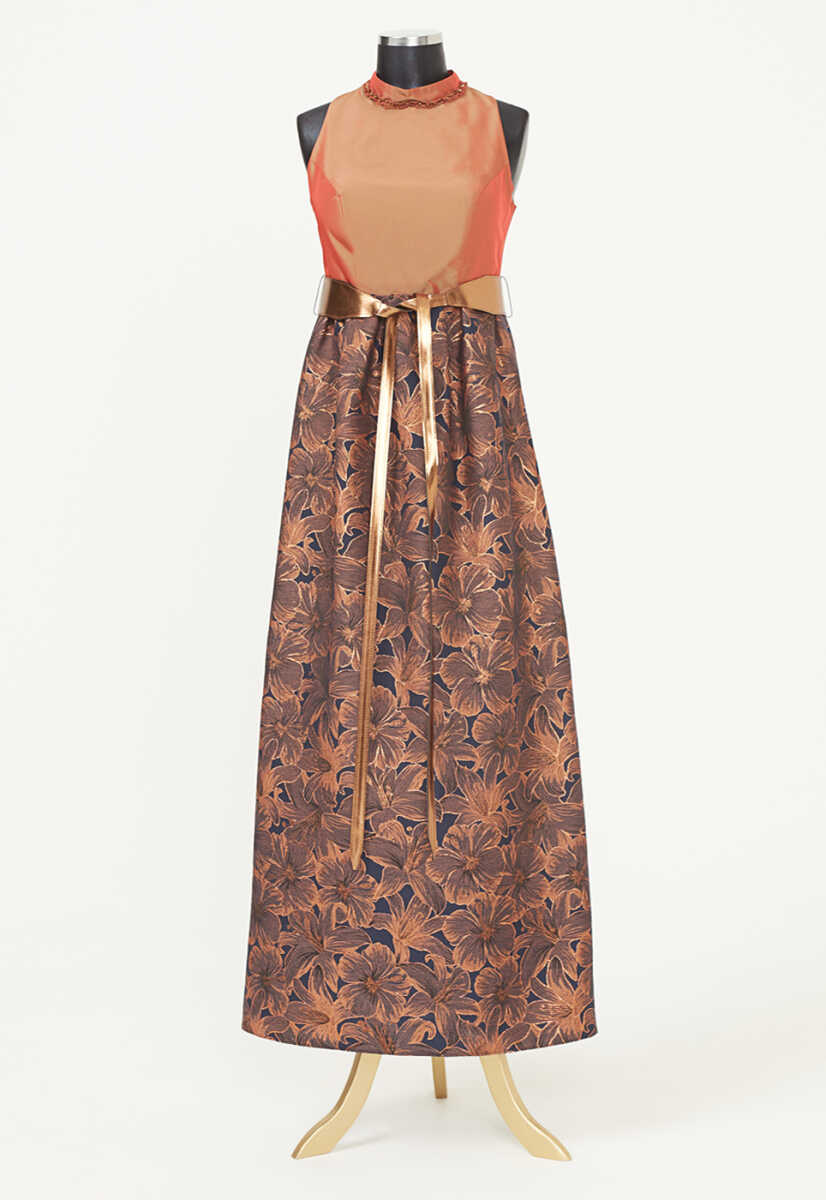 171052 KEMER DETAYLI ÇİÇEK DESENLİ ABİYE