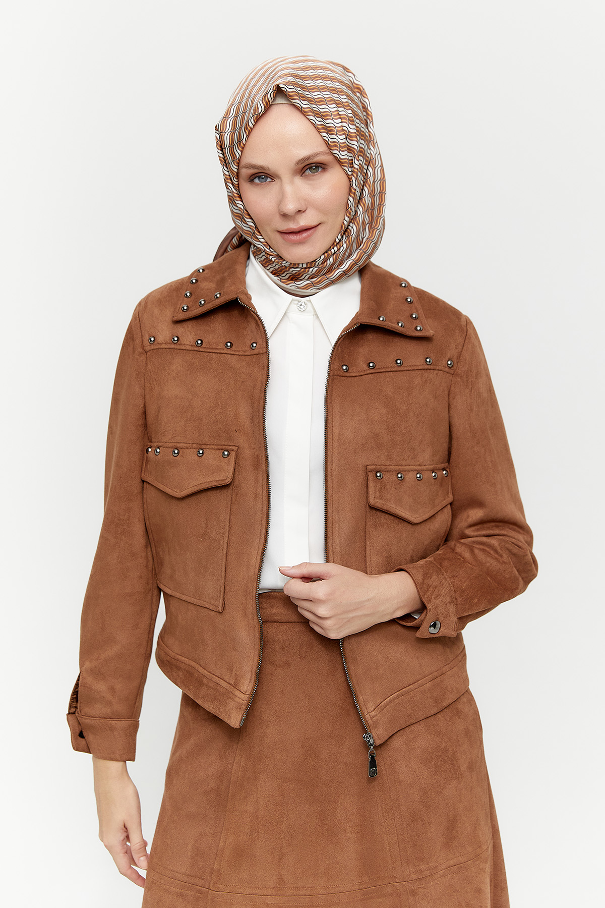 Zımbalı Süet İkili Takım