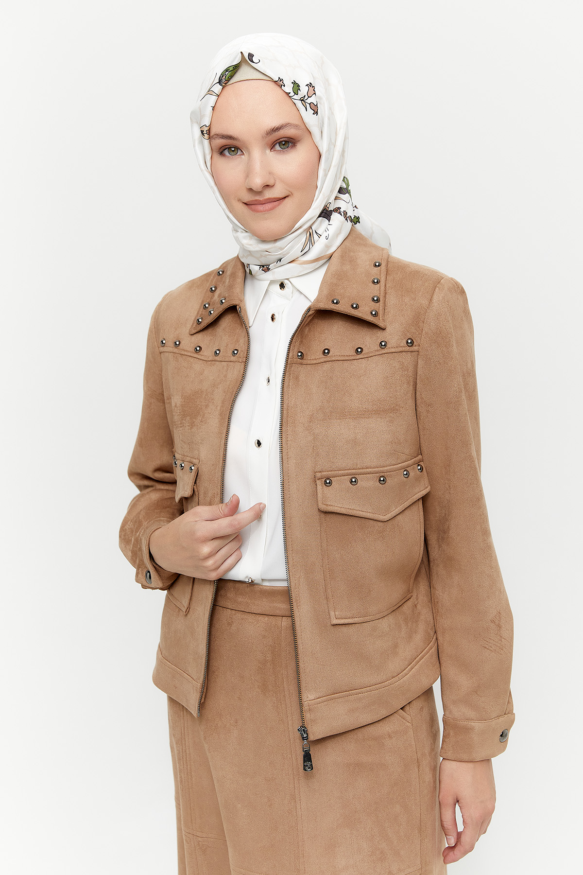 Zımbalı Süet İkili Takım