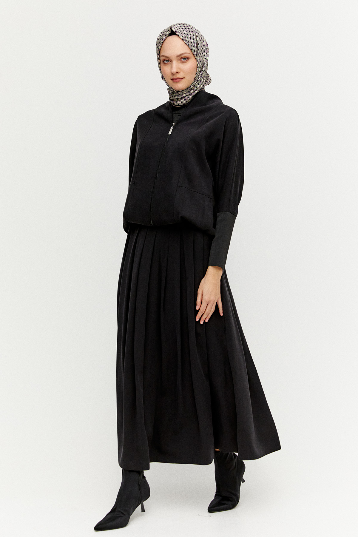 Stoper Detaylı Tunikli Pilikaşe Etek İkili Takım