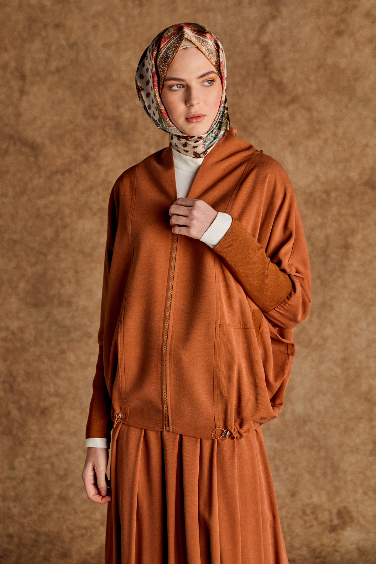 Stoper Detaylı Tunikli Pilikaşe Etek İkili Takım