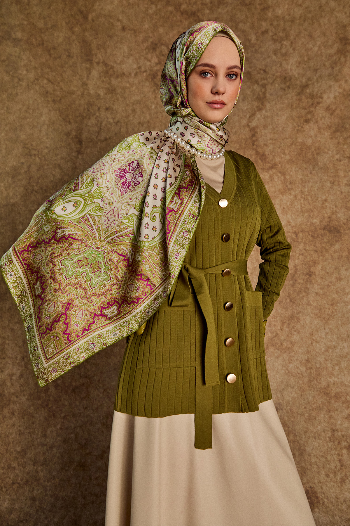 Etnik Desenli İpek Şal