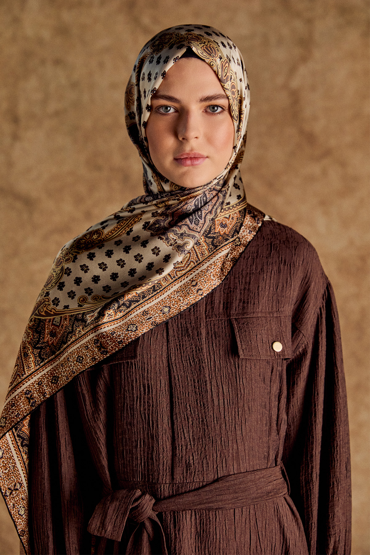 Etnik Desenli İpek Şal