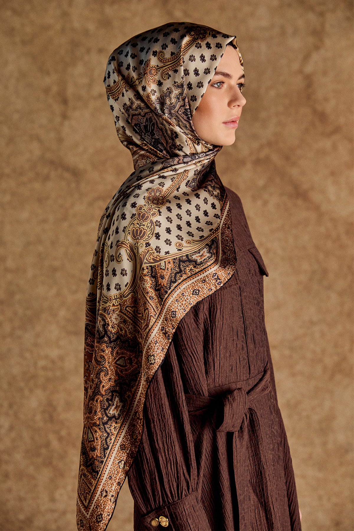 Etnik Desenli İpek Şal