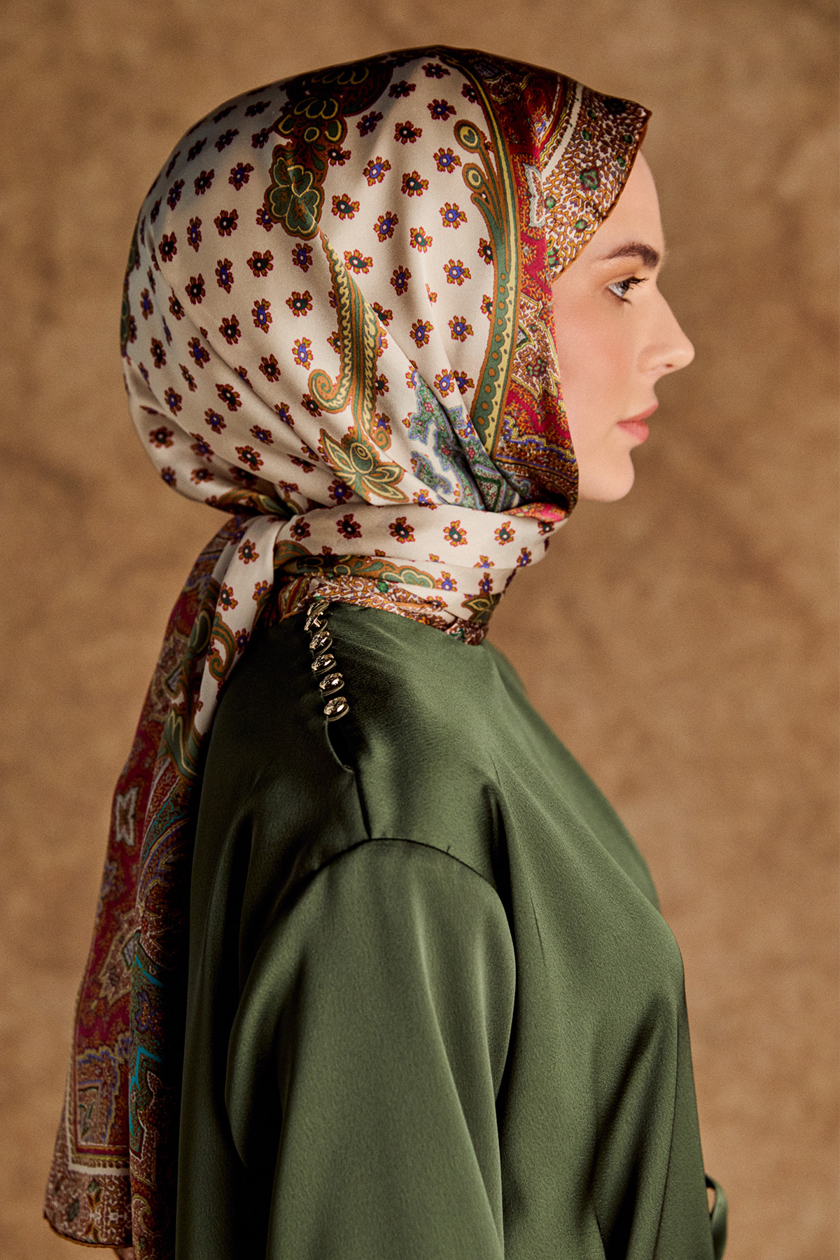 Etnik Desenli İpek Şal