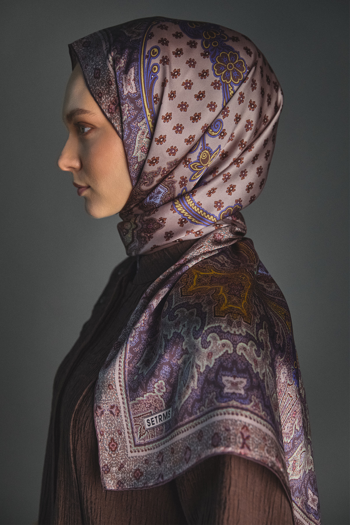 Etnik Desenli İpek Şal