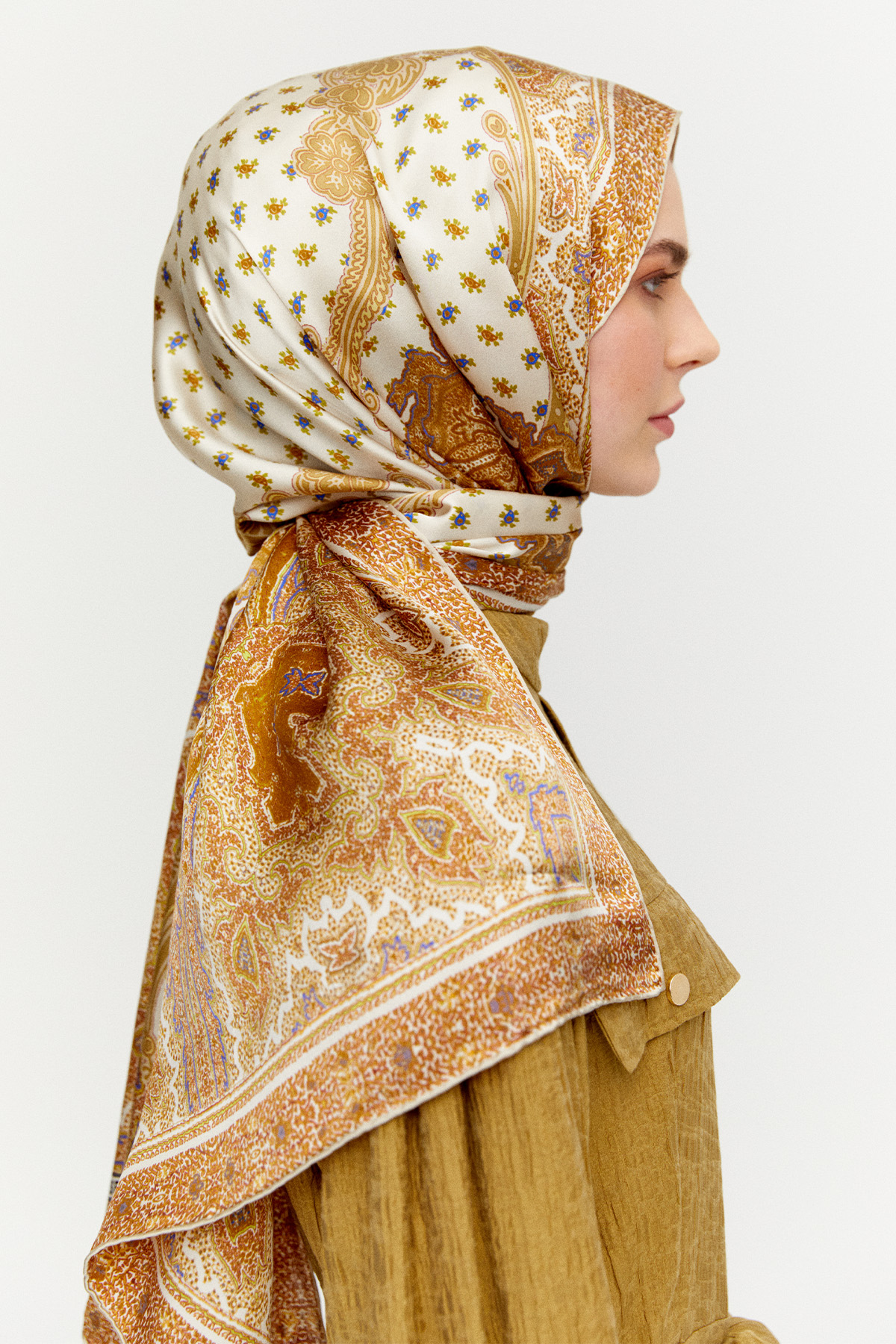 Etnik Desenli İpek Şal