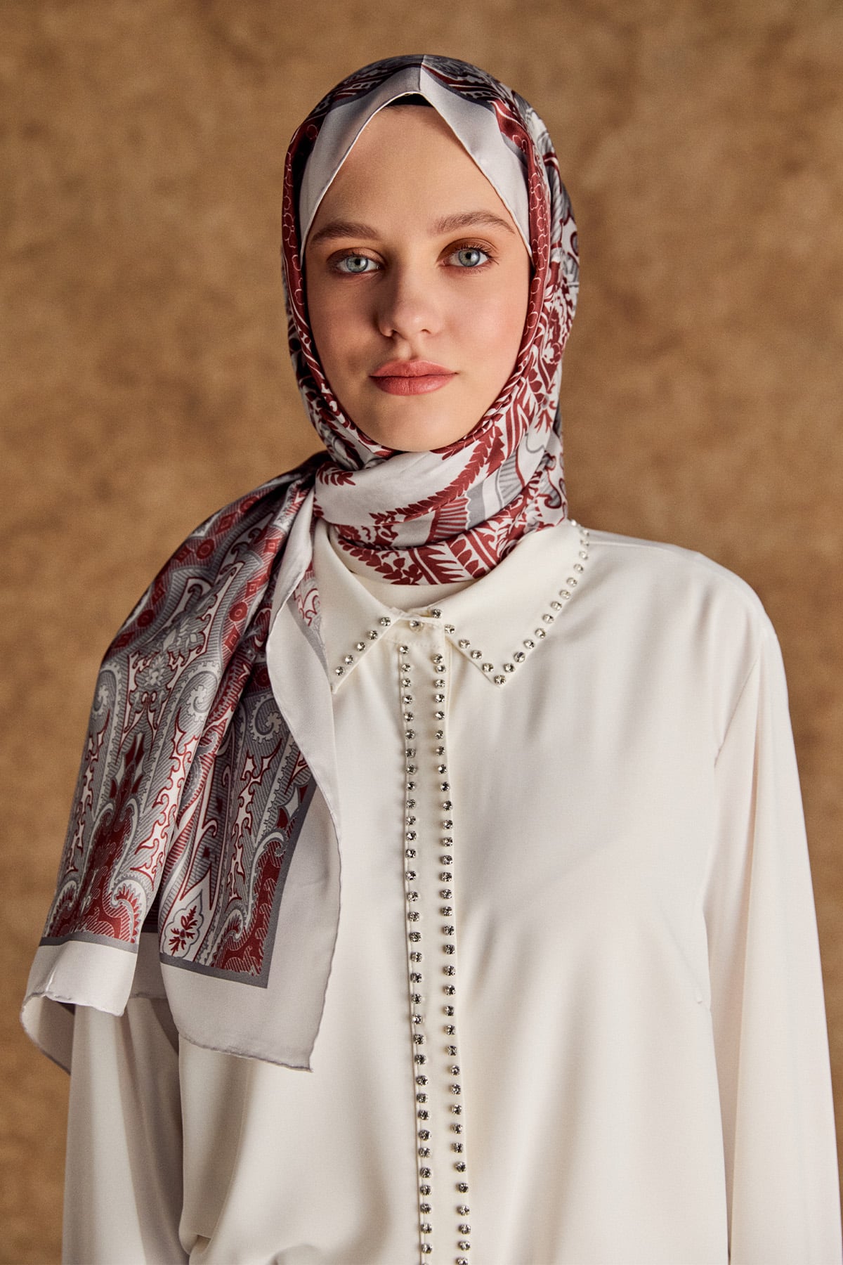 Motif Desenli İpek Şal, Tesettür Giyim