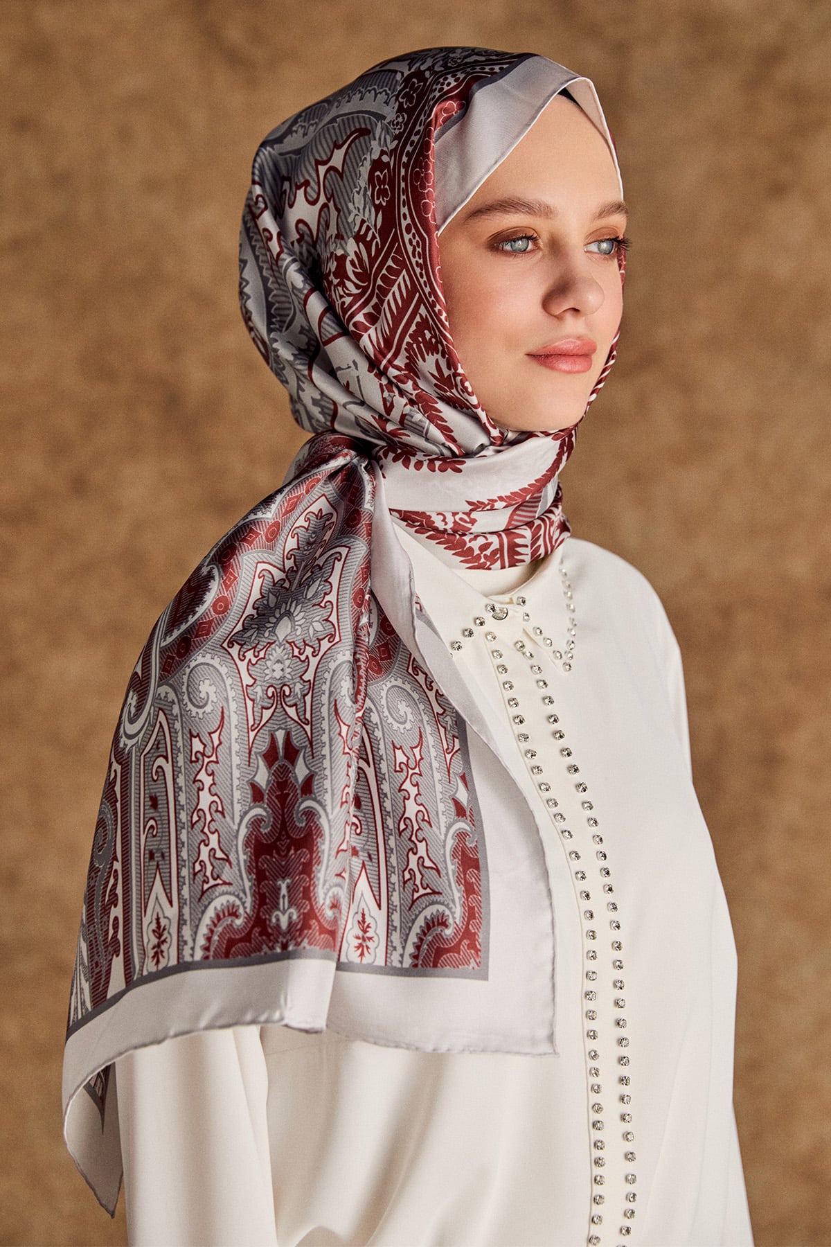 Motif Desenli İpek Şal, Tesettür Giyim