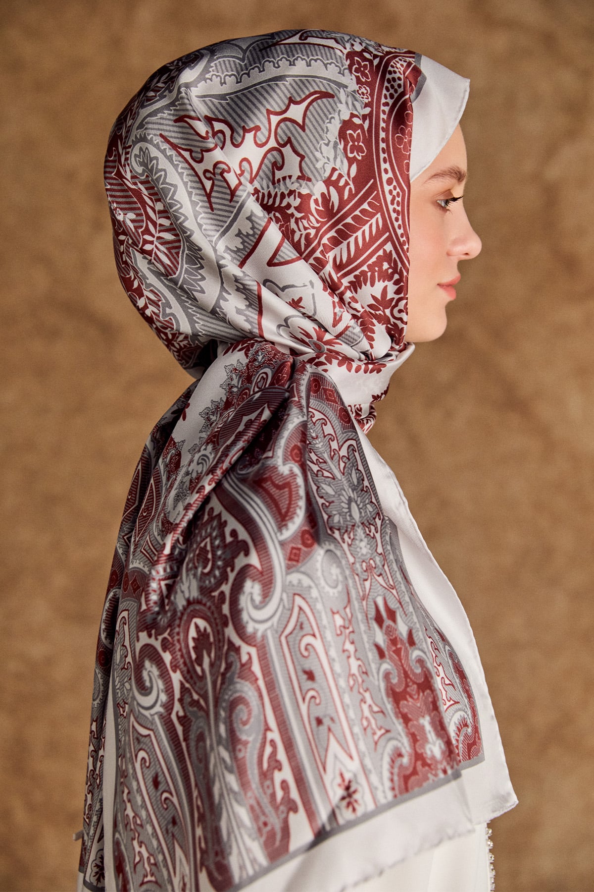 Motif Desenli İpek Şal, Tesettür Giyim