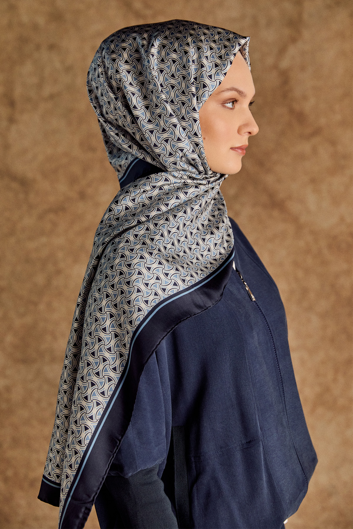 Sarmal Desen İpek Şal