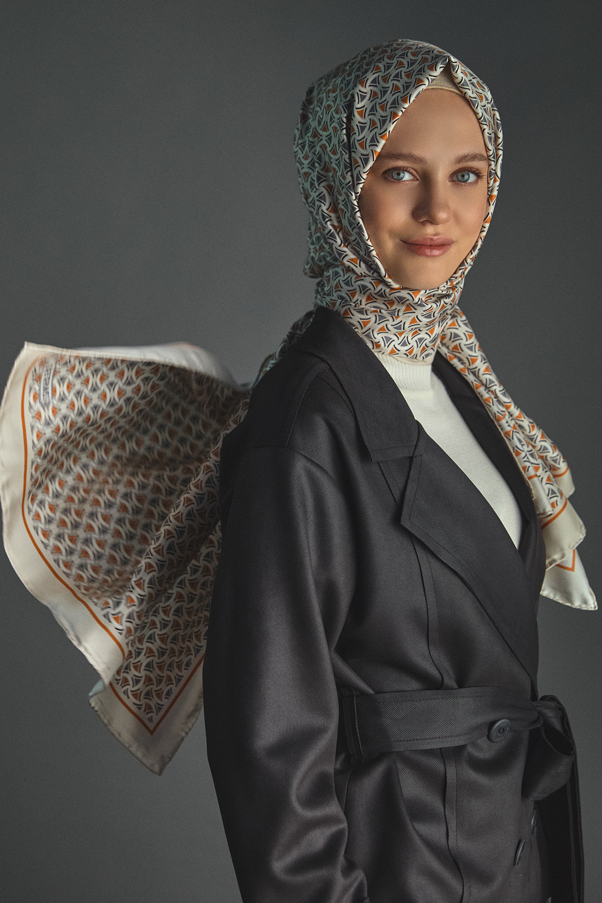 Geometrik Desen İpek Şal