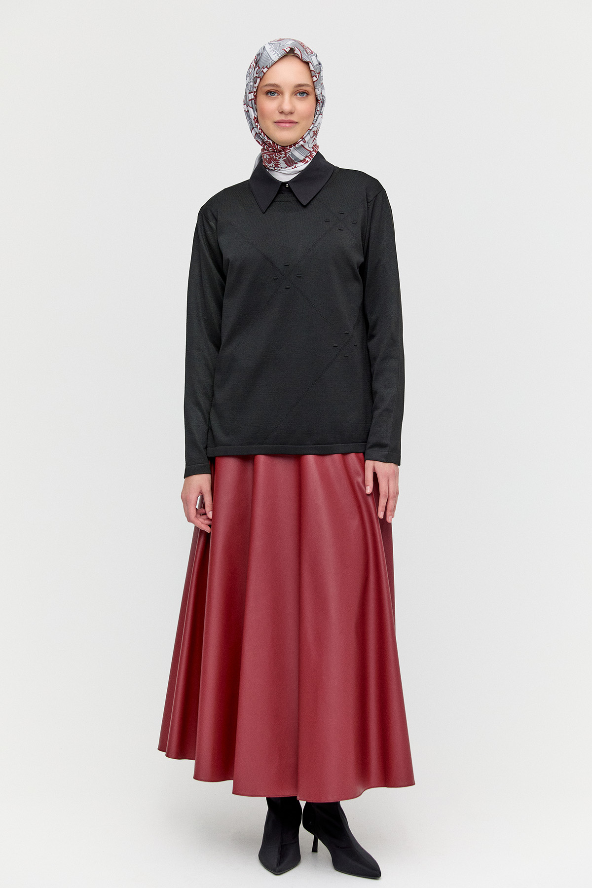 Parçalı Yırtmaçlı Triko Bluz