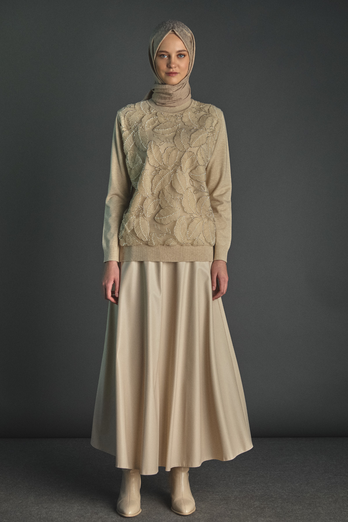 Yaprak Dokulu Triko Bluz