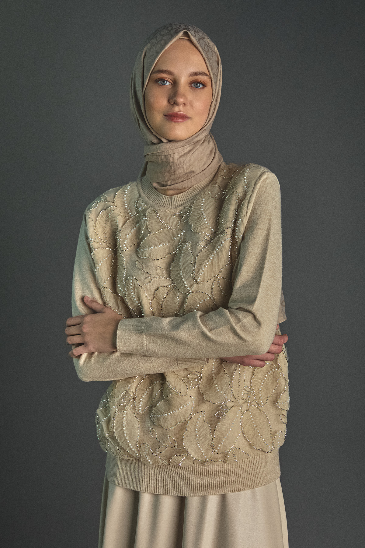 Yaprak Dokulu Triko Bluz