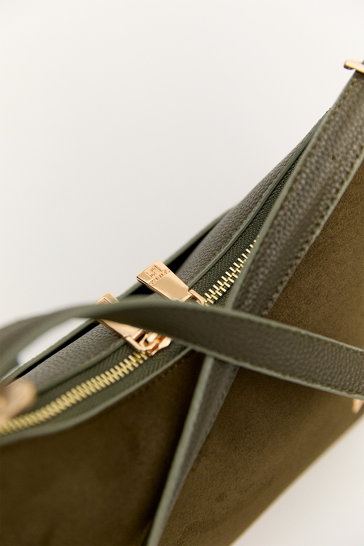 Süet Görünümlü Omuz Çantası, Tesettür Giyim