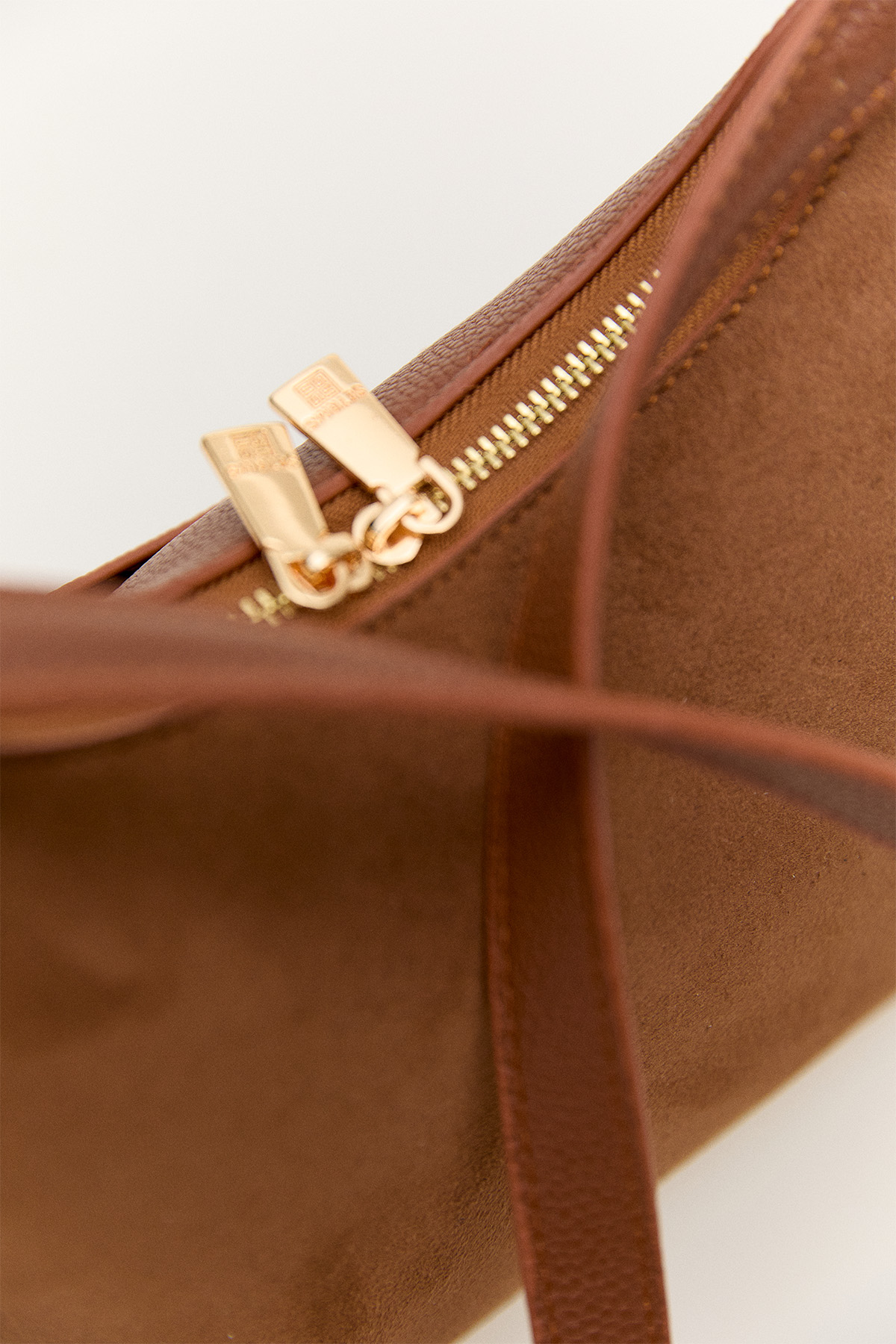 Süet Görünümlü Omuz Çantası, Tesettür Giyim