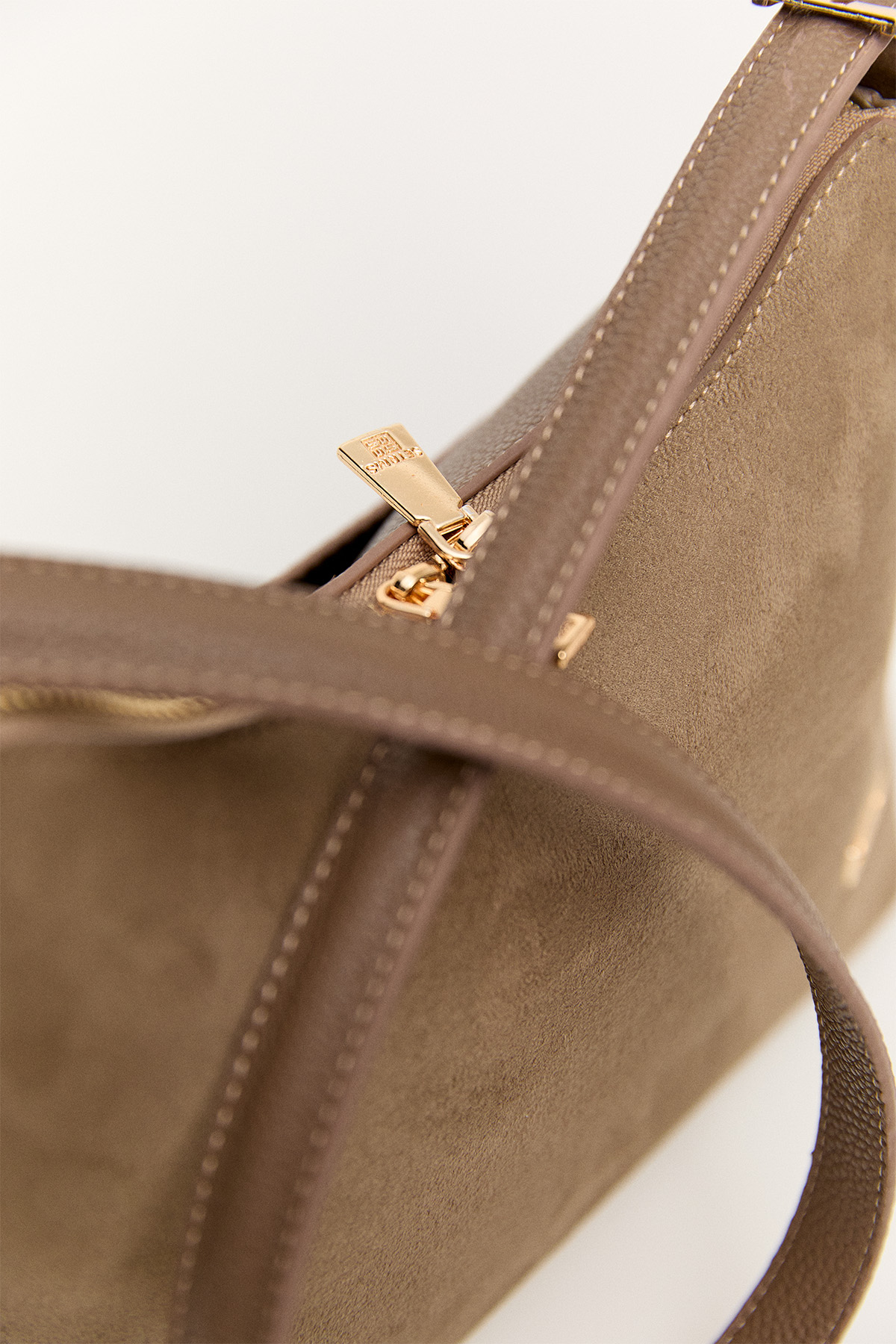 Süet Görünümlü Omuz Çantası, Tesettür Giyim