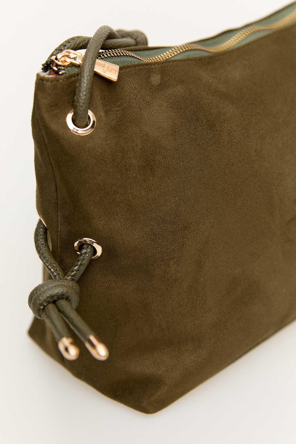 Geniş Hacimli Fermuarlı Kol Çantası, Tesettür Giyim